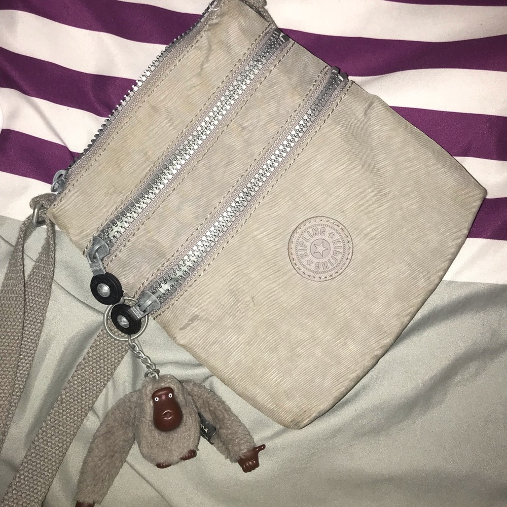 Kipling crossbody purse